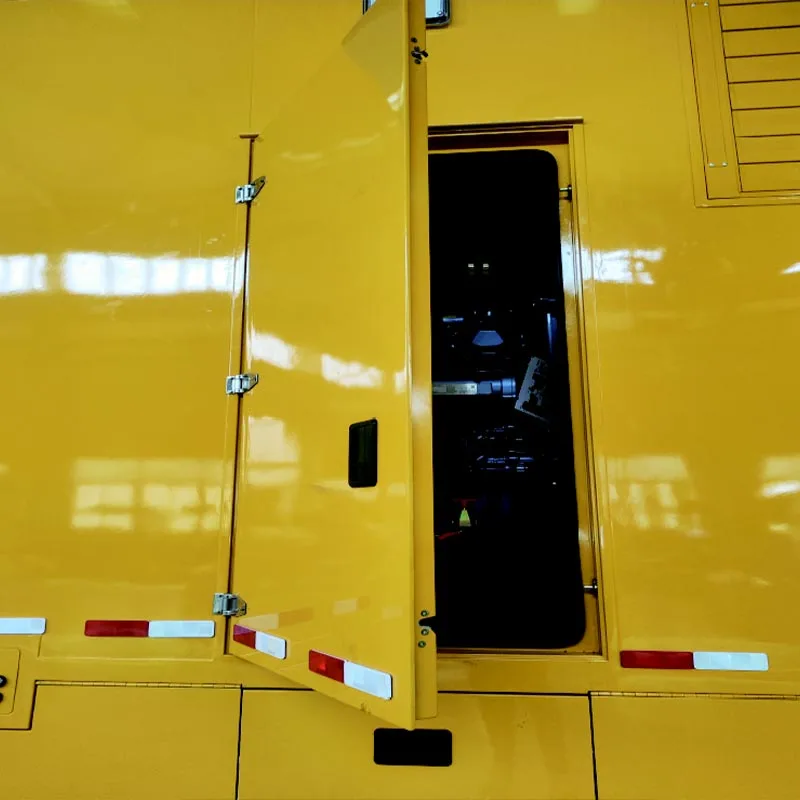 ประตูสวิงสำหรับรถตู้รถบรรทุก